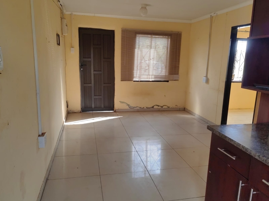 2 Bedroom Property for Sale in Rodenbeck Free State